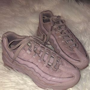 “To the Max” Girls Air Max 95